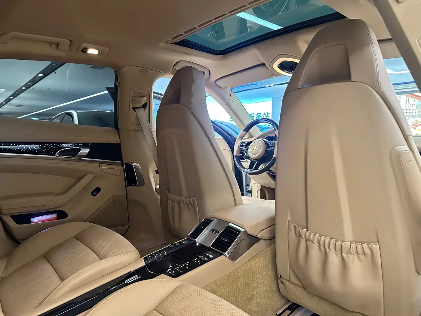 Porsche Panamera 2014 Panamera 4 3.0T фото 15