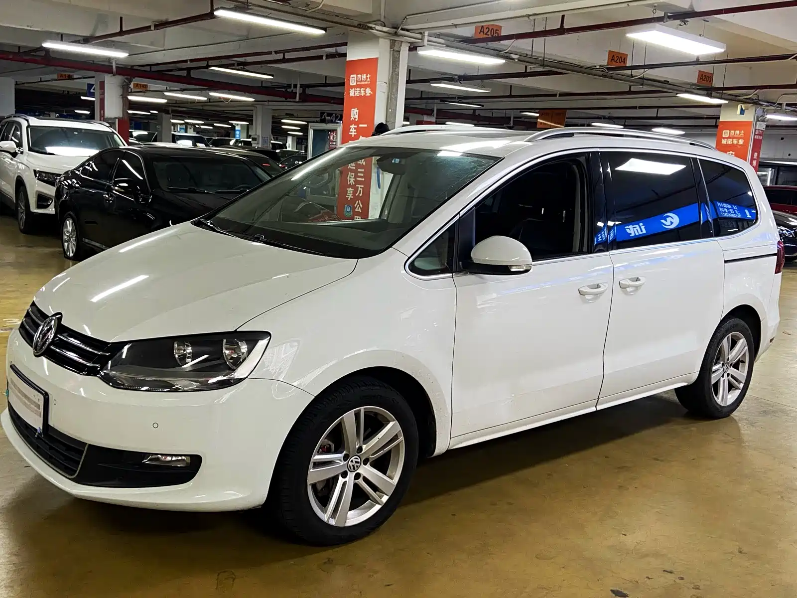 Фото 1 - Volkswagen Sharan
