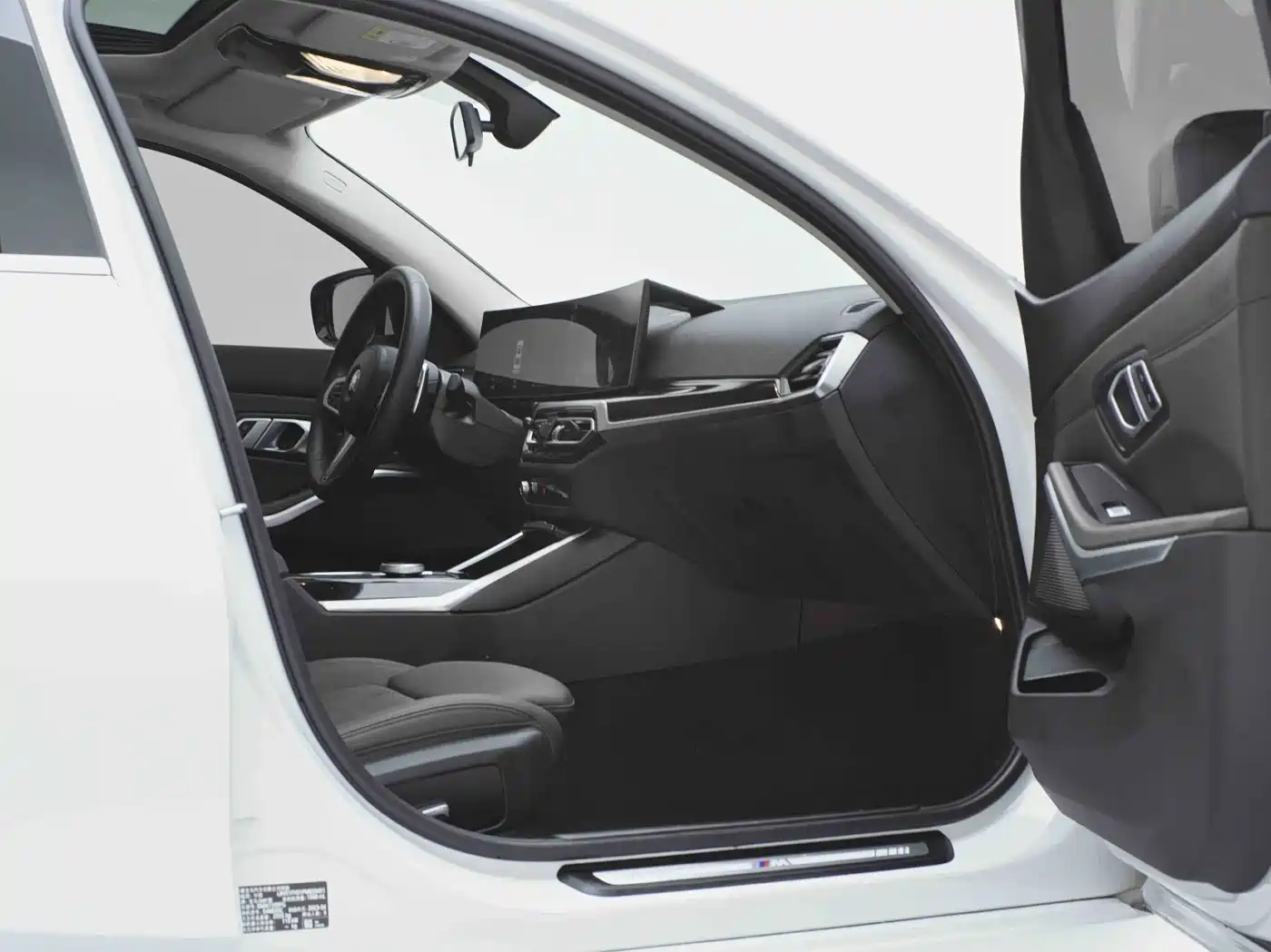 BMW 3 Series 2023 320Li M Sport Package фото 26