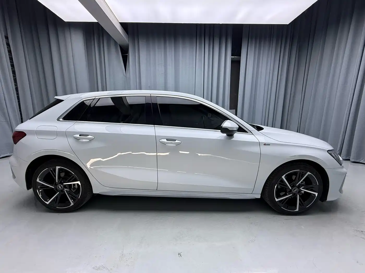 Audi A3 2023 Sportback 35 TFSI Fashion Sport фото 4