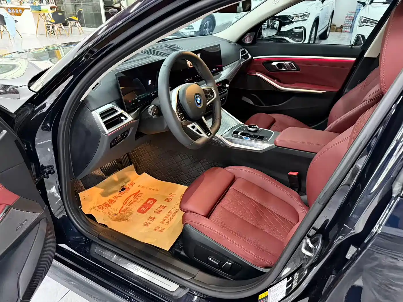 BMW i3 2025 eDrive 40 L Shadow Night Sport Package фото 4