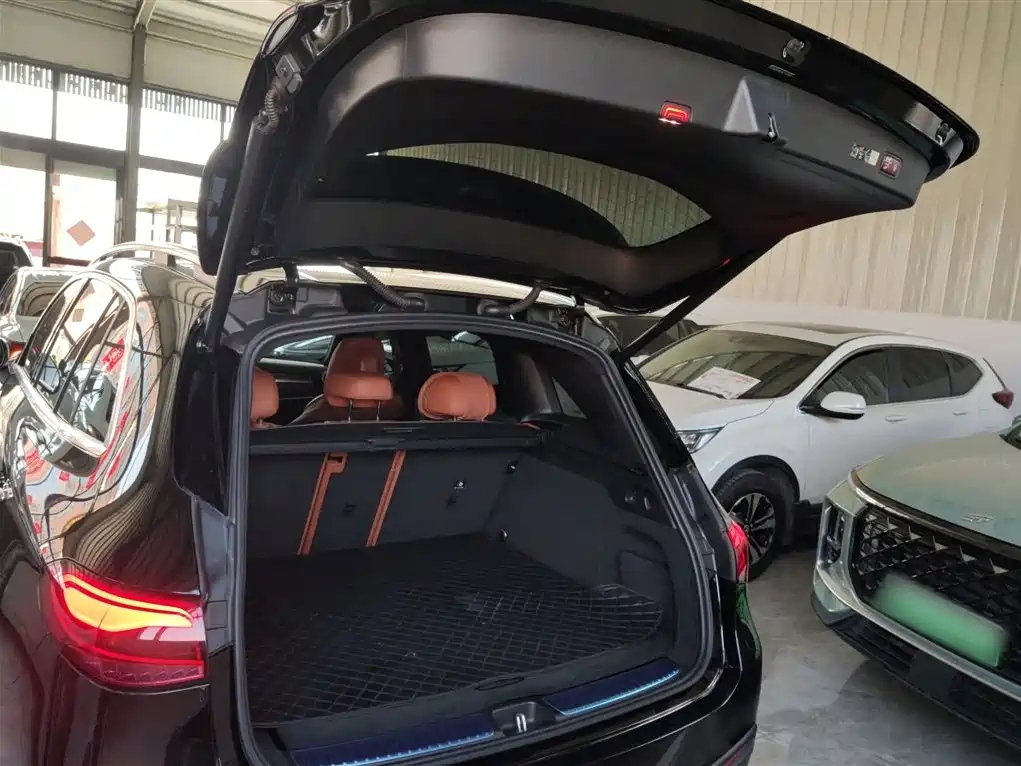 Mercedes-Benz GLC 2024 Facelift GLC 300 L 4MATIC Sport 5-seater фото 15