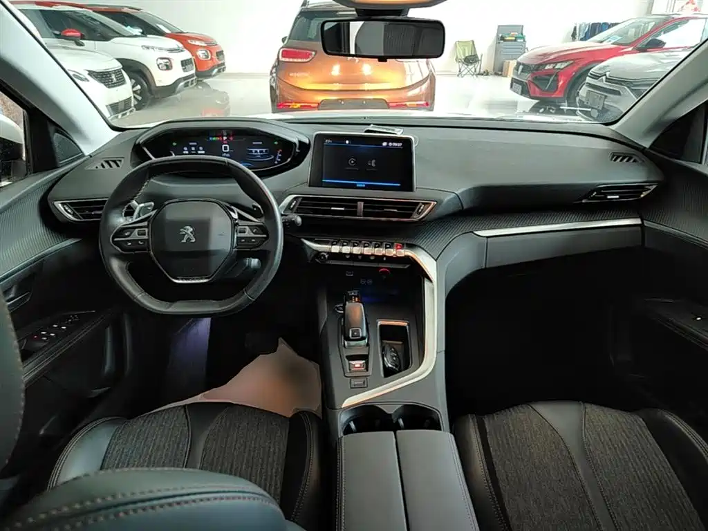 Peugeot 5008 2017 350THP 7-seat Elite Edition фото 10