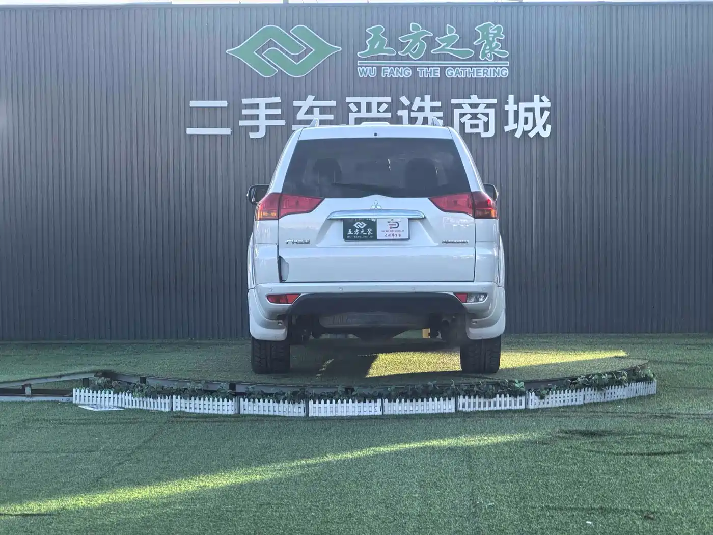 Mitsubishi Pajero Sport 2013 3.0L Automatic 4WD Flagship фото 18