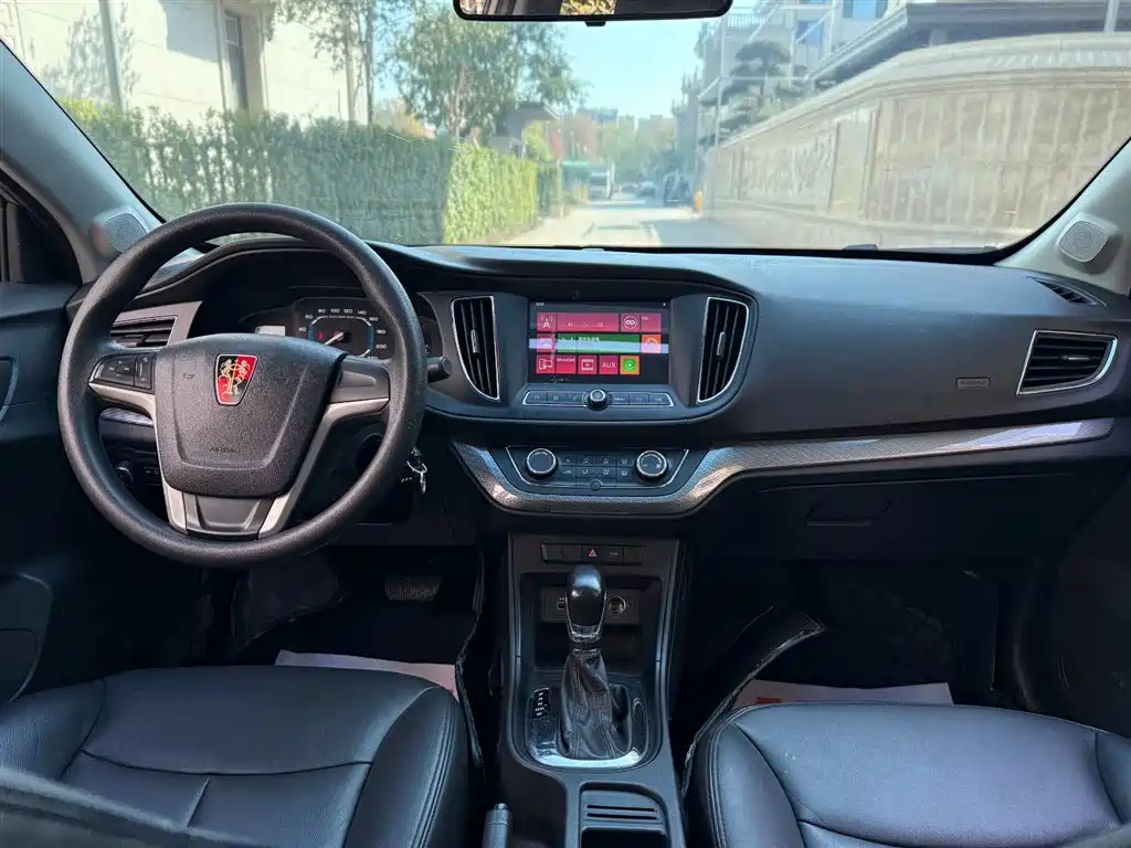 Roewe 360 2017 2015 1.5L Automatic Luxury