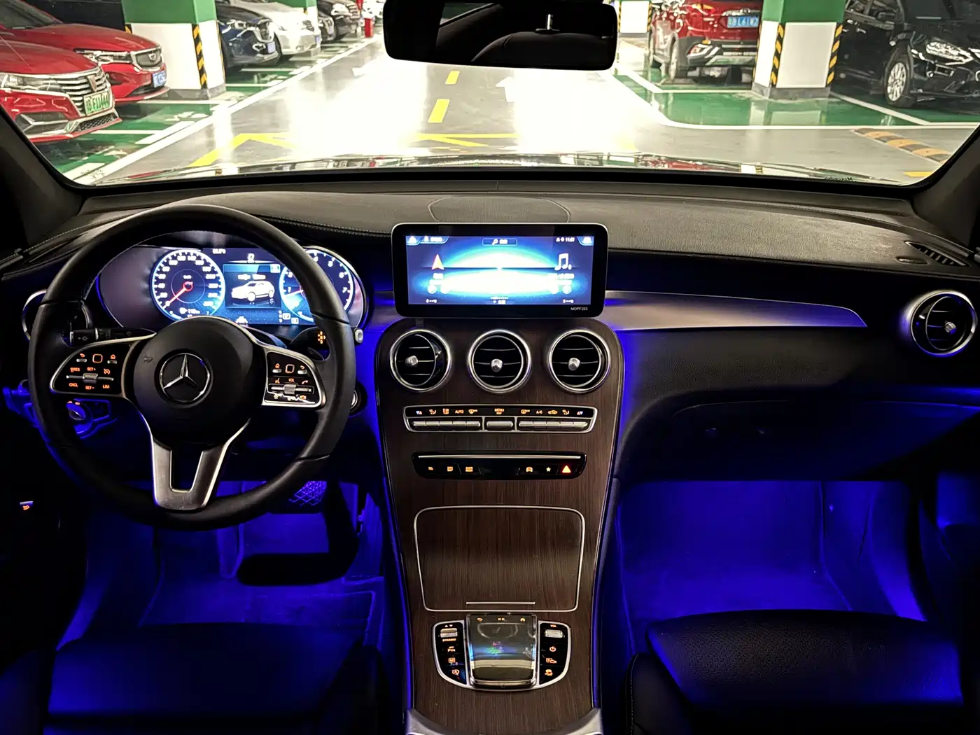 Mercedes-Benz GLC 2021 GLC 300 L 4MATIC Sporty фото 10