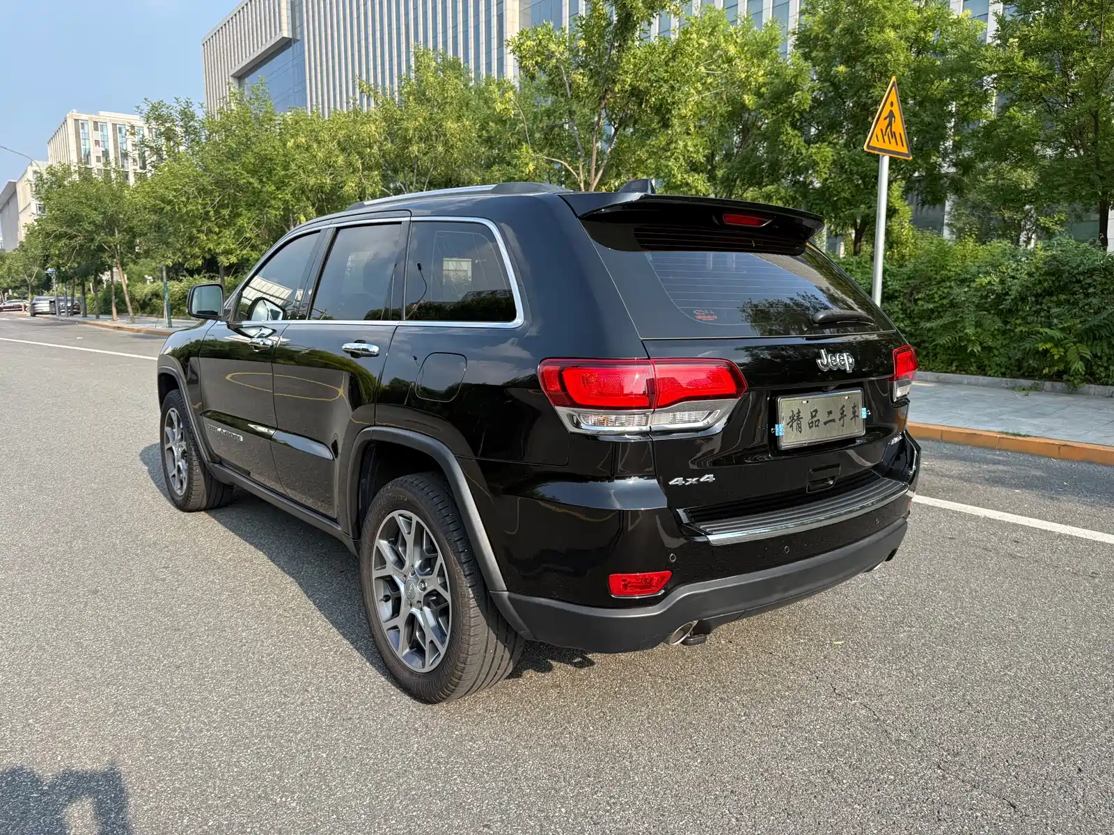 Фото 6 - Jeep Grand Cherokee (Import)