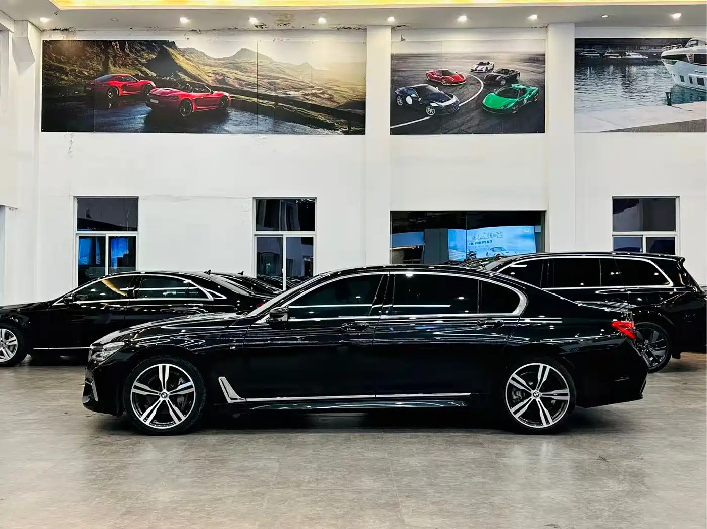 BMW 7 Series 2018 740Li xDrive Premium Type M Sport Package фото 3