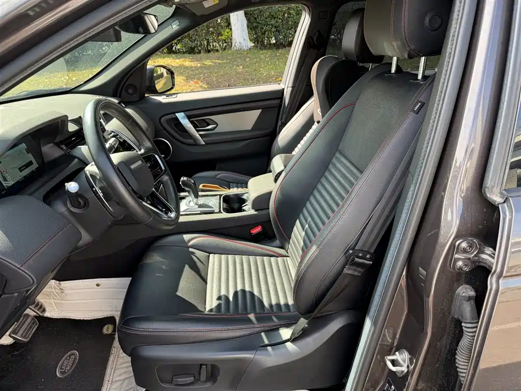 Land Rover Discovery Sport 2022 Model 249PS R-Dynamic S Performance Edition 5-Seater фото 8