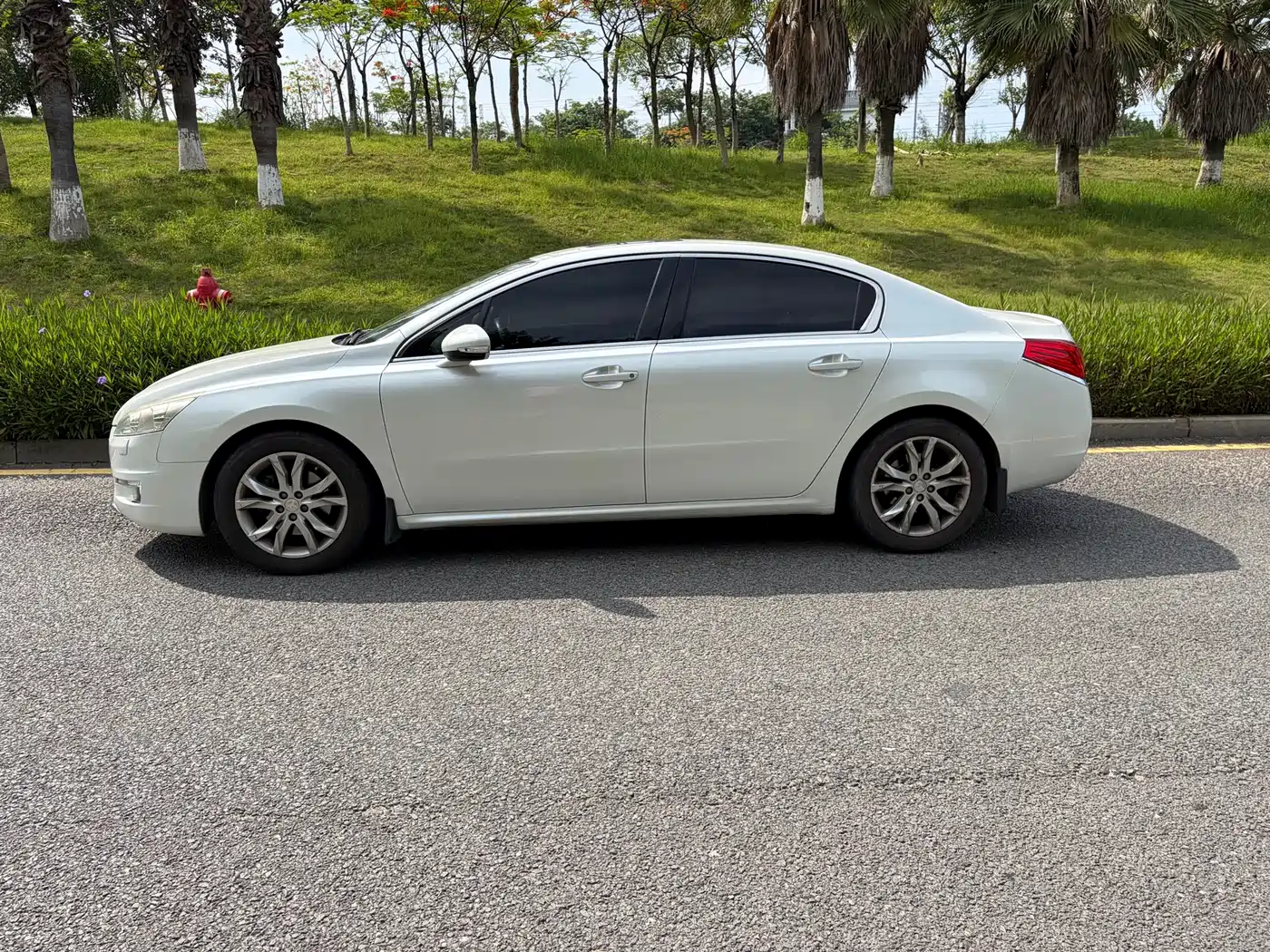 Peugeot 508 2012 2.0L Automatic Luxury Edition фото 5