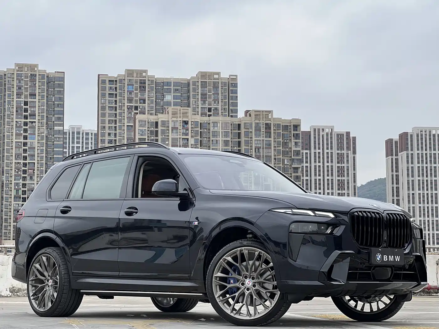 BMW X7 2023 xDrive40i Executive M Sport Package фото 3