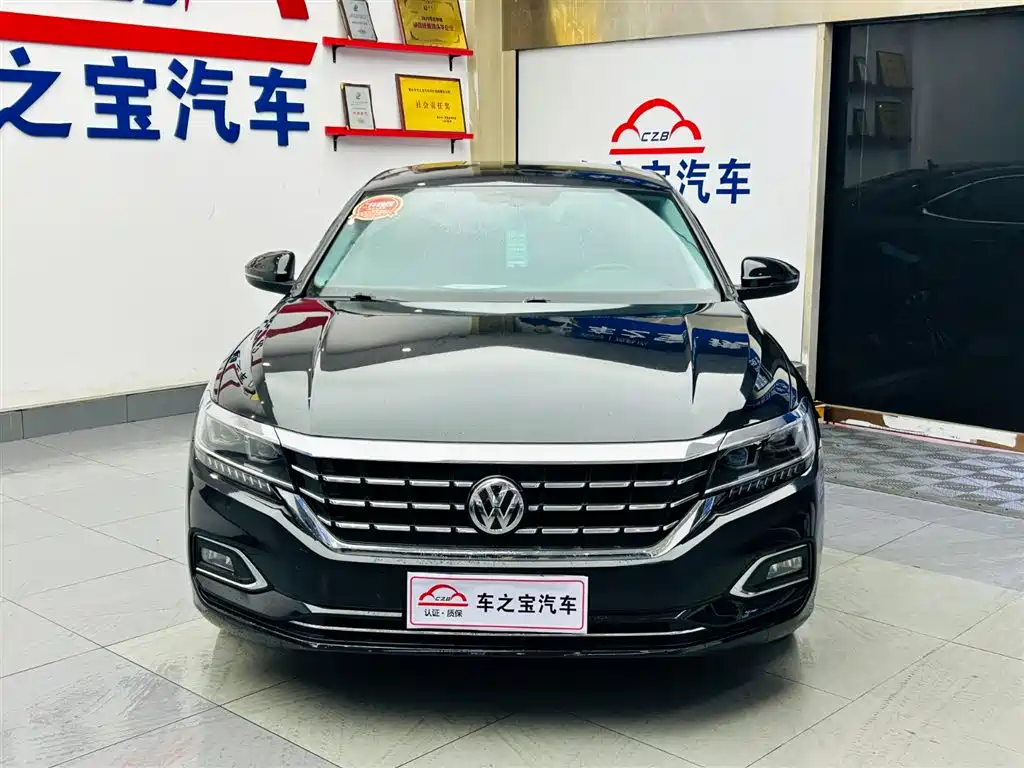 Volkswagen Passat 2019 Model 330TSI Luxury Edition China V фото 2