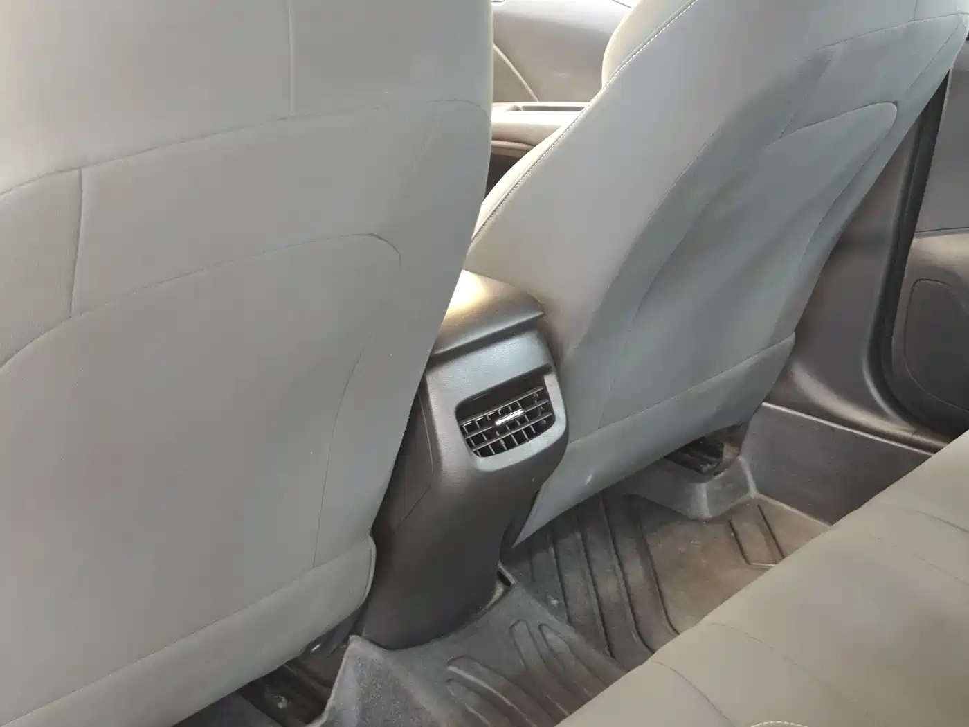 Chevrolet Monza 2023 1.5L DCT Enjoyment Edition фото 24