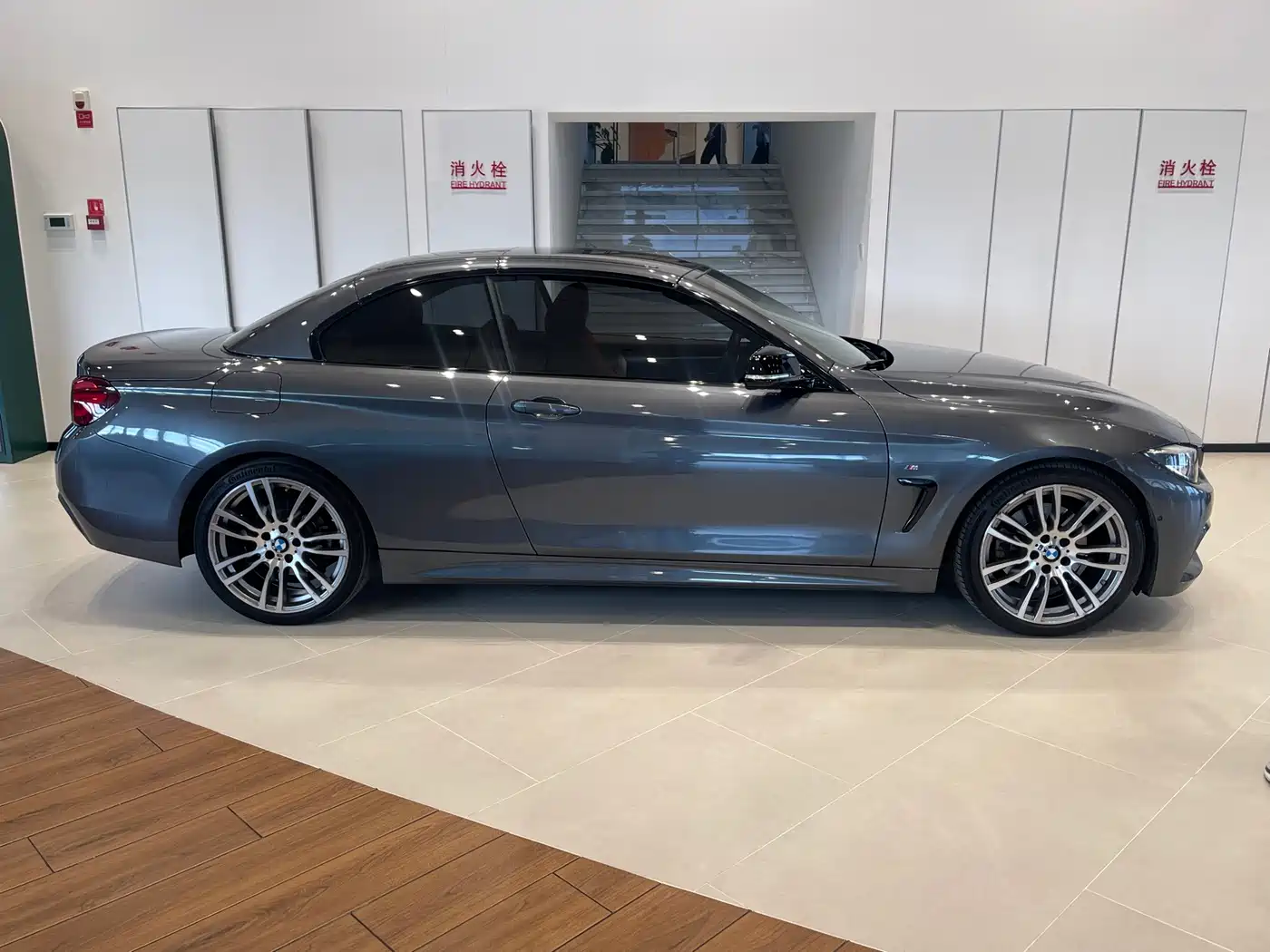 Photo 3 - BMW 4 Series