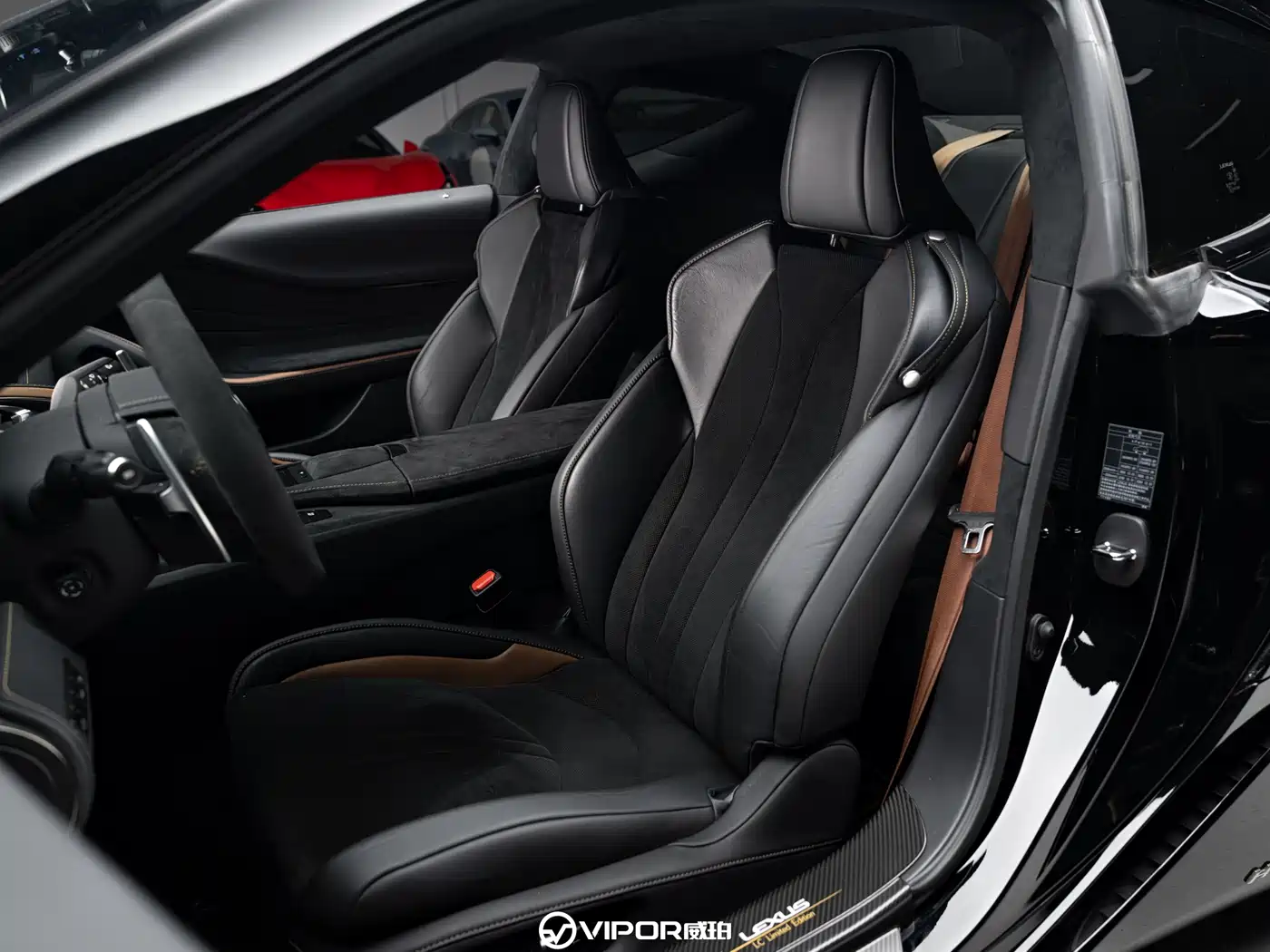 Lexus LC 2021 500h Special Edition фото 5