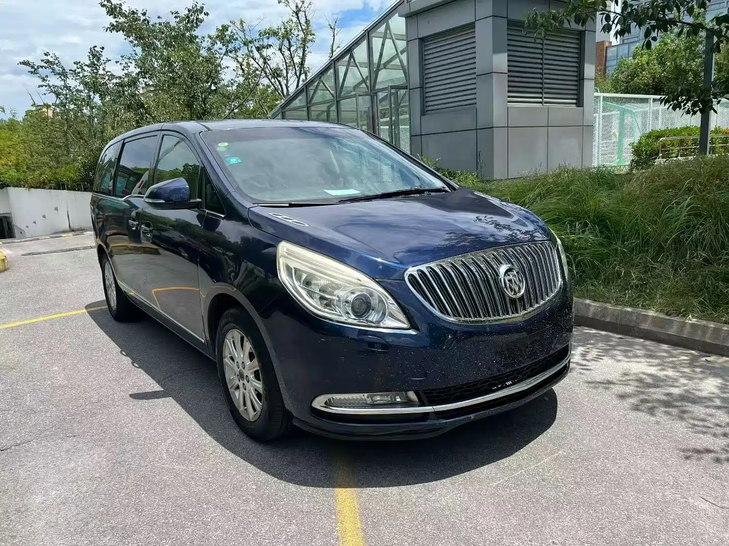 Фото 3 - Buick GL8