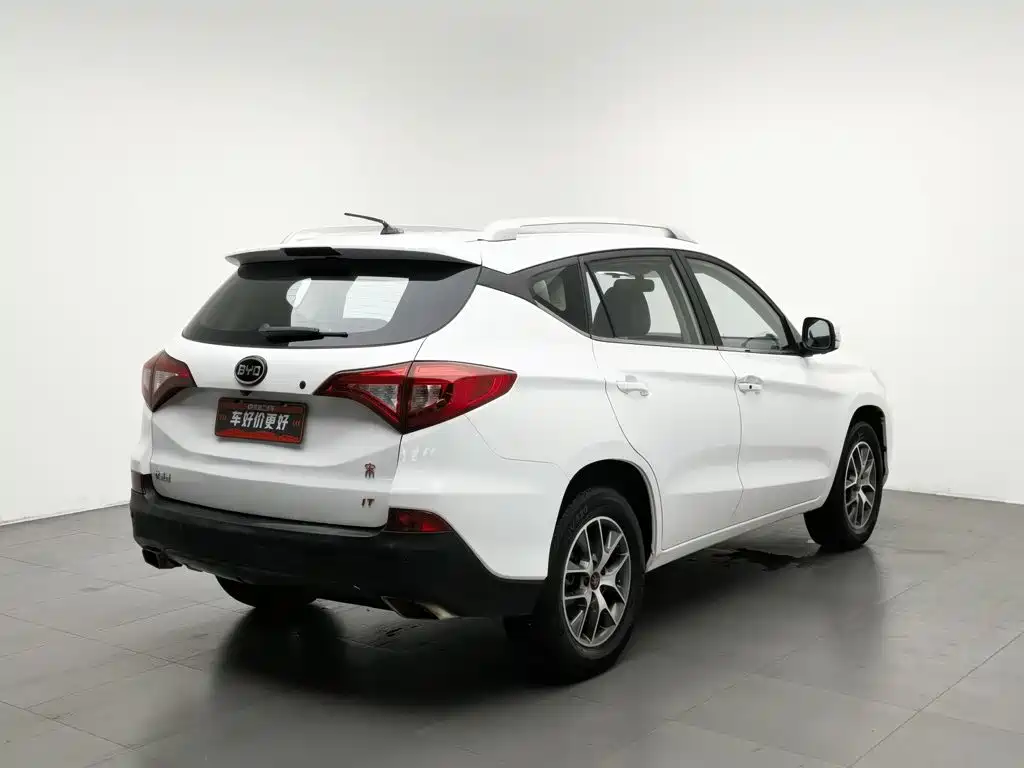 Photo 2 - BYD Song