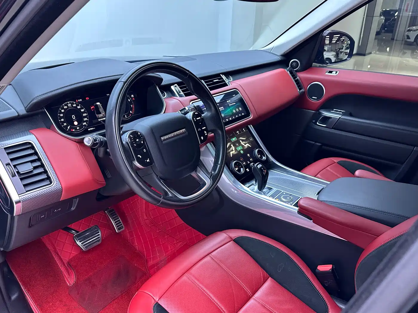 Land Rover Range Rover Sport 2021 3.0 L6 Gloss Black Edition фото 6