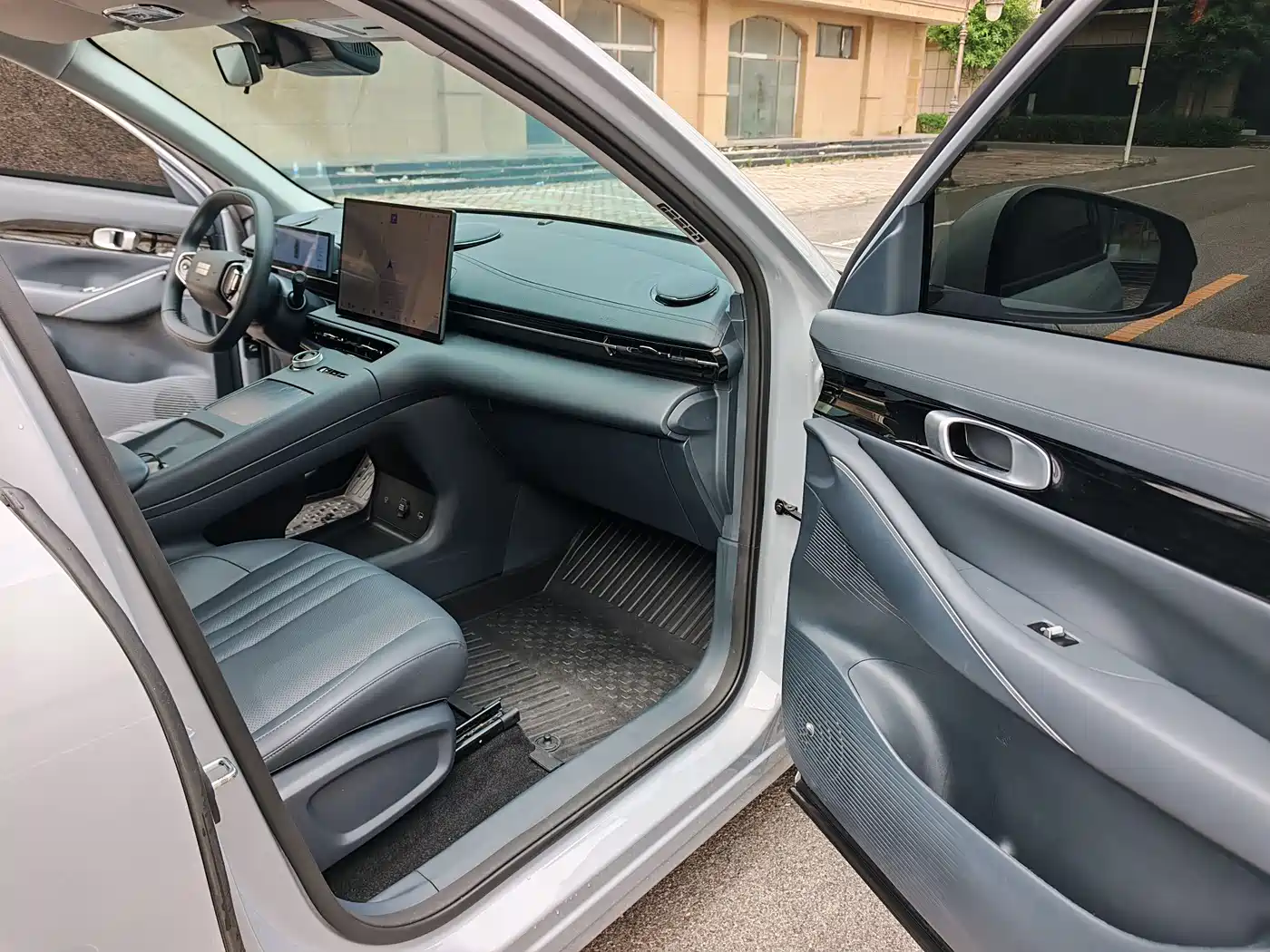 Geely Galaxy Galaxy E5 2026 530km Voyager Edition фото 13