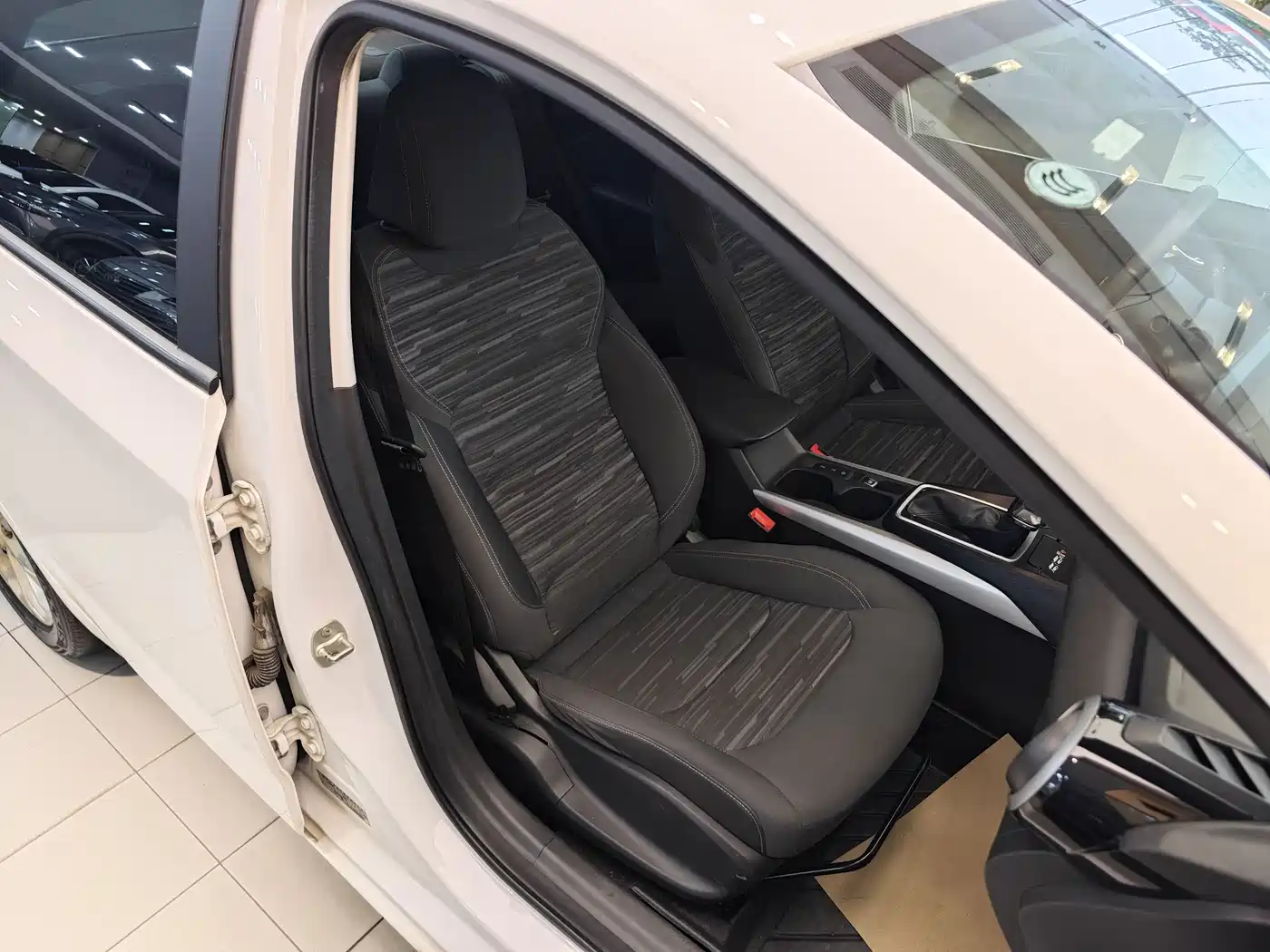 Chevrolet Monza 2023 1.5L DCT Enjoyment Edition фото 33
