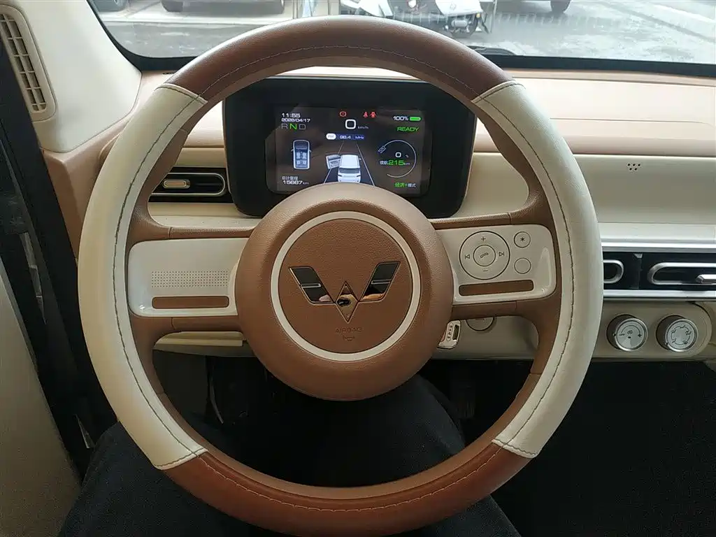 WULING AUTOMOBILE HONGGUANG MINIEV