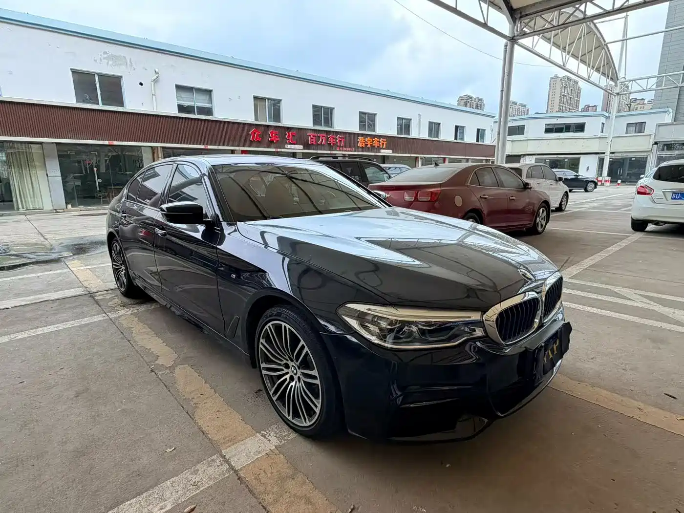 BMW 5 Series 2018 Facelift 530Li Exclusive M Sport Package фото 3