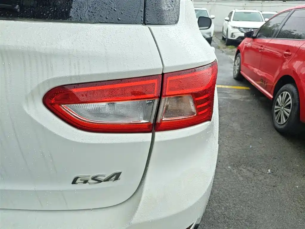 GAC Trumpchi Trumpchi GS4 2017 200T Manual 2WD Elite фото 8