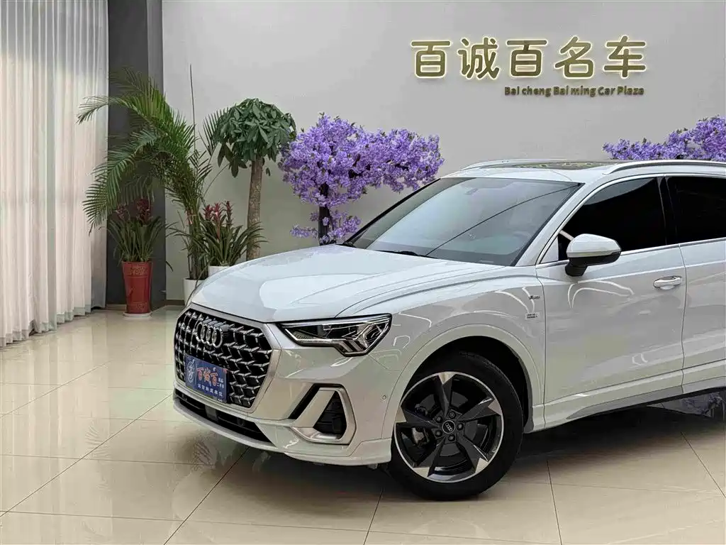Audi Q3 2024 2024 35 TFSI Fashion Sport