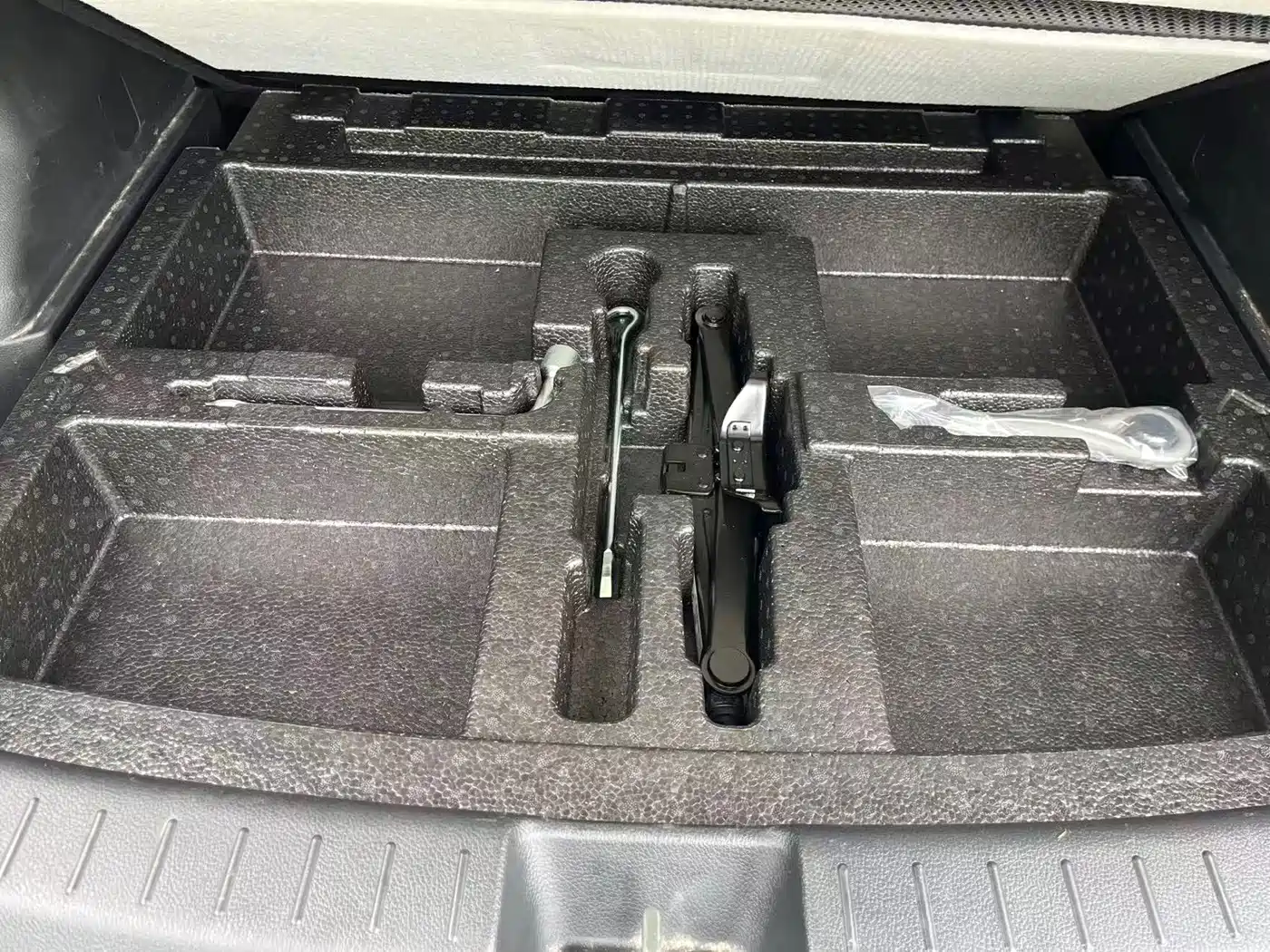 Venucia T60 2021 2020 Model 1.6L CVT Zhixing Edition China VI