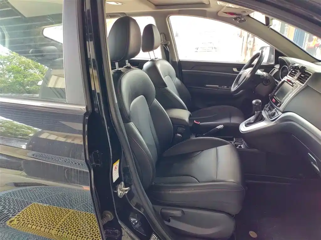 Haval M6 2018 Facelift 1.5T DCT 2WD Elite Edition фото 25