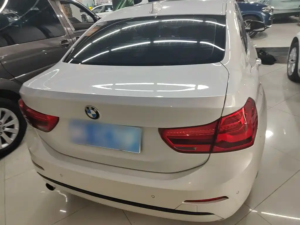 BMW 1 Series 2017 118i Design Package фото 6