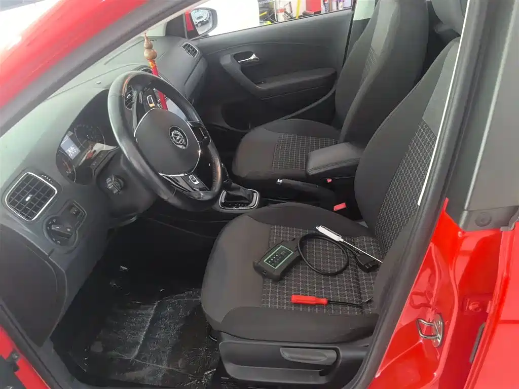 Volkswagen Polo 2018 1.5L Auto Comfort фото 15