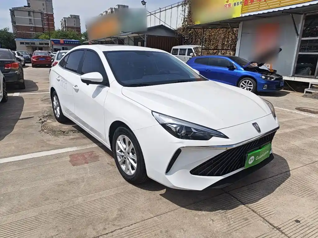 Roewe i5 2025 2023 1.5L CVT Luxury Edition