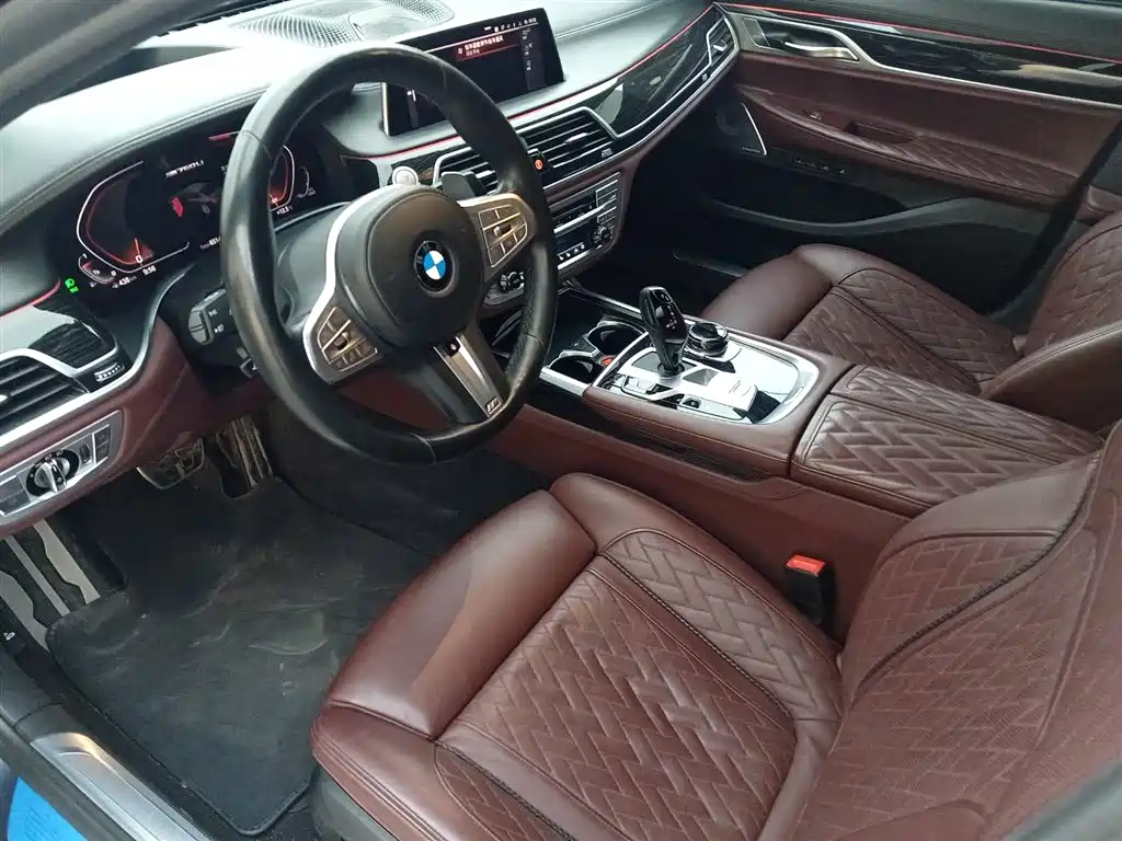 BMW 7 SERIES