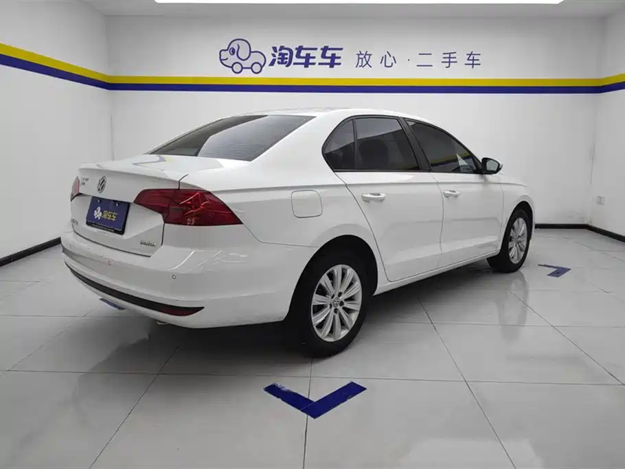 Volkswagen Bora 2019 Bora Legend 1.5L Automatic Fashion China VI фото 3