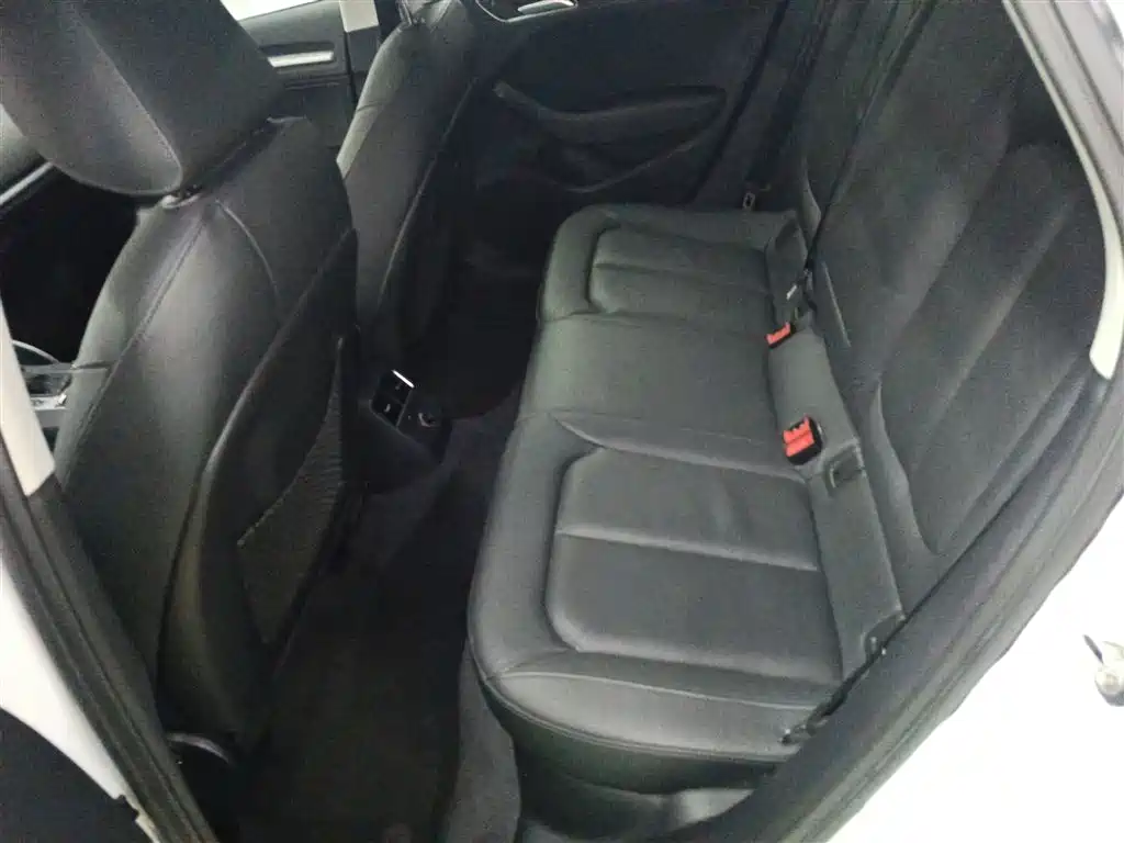 Audi A3 2016 Sportback 35 TFSI Style фото 17