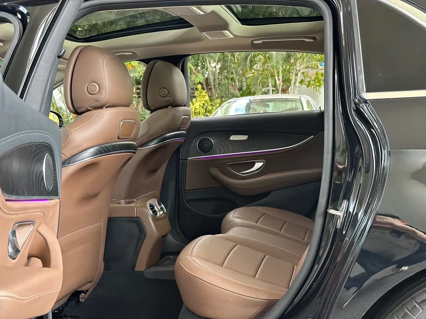 Mercedes-Benz E-Class 2017 E 300 L Sport Luxury фото 6