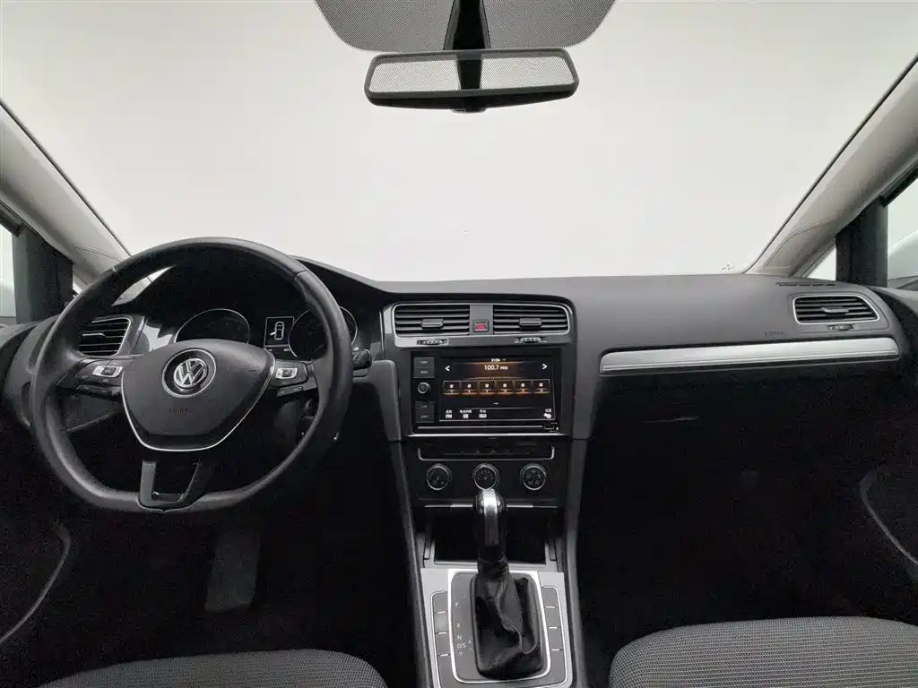 Volkswagen Golf 2019 280TSI DSG Comfort China VI фото 5
