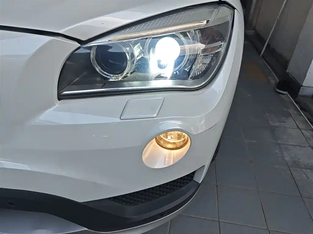 BMW X1 2015 Model sDrive18i Leading Advanced Edition фото 24
