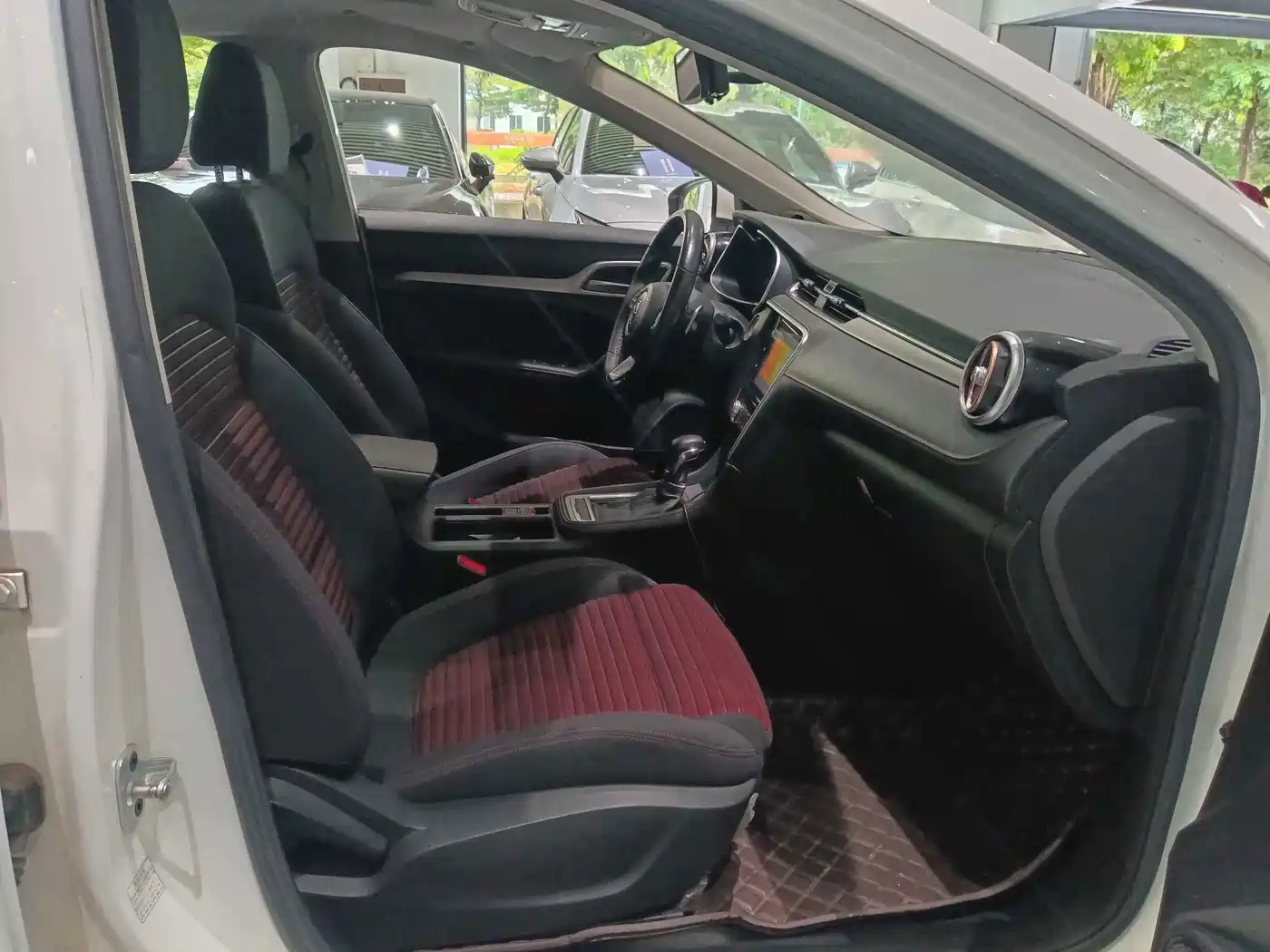 MG MG6 2018 2017 20T Automatic Elite Smart Connect Version (China V)