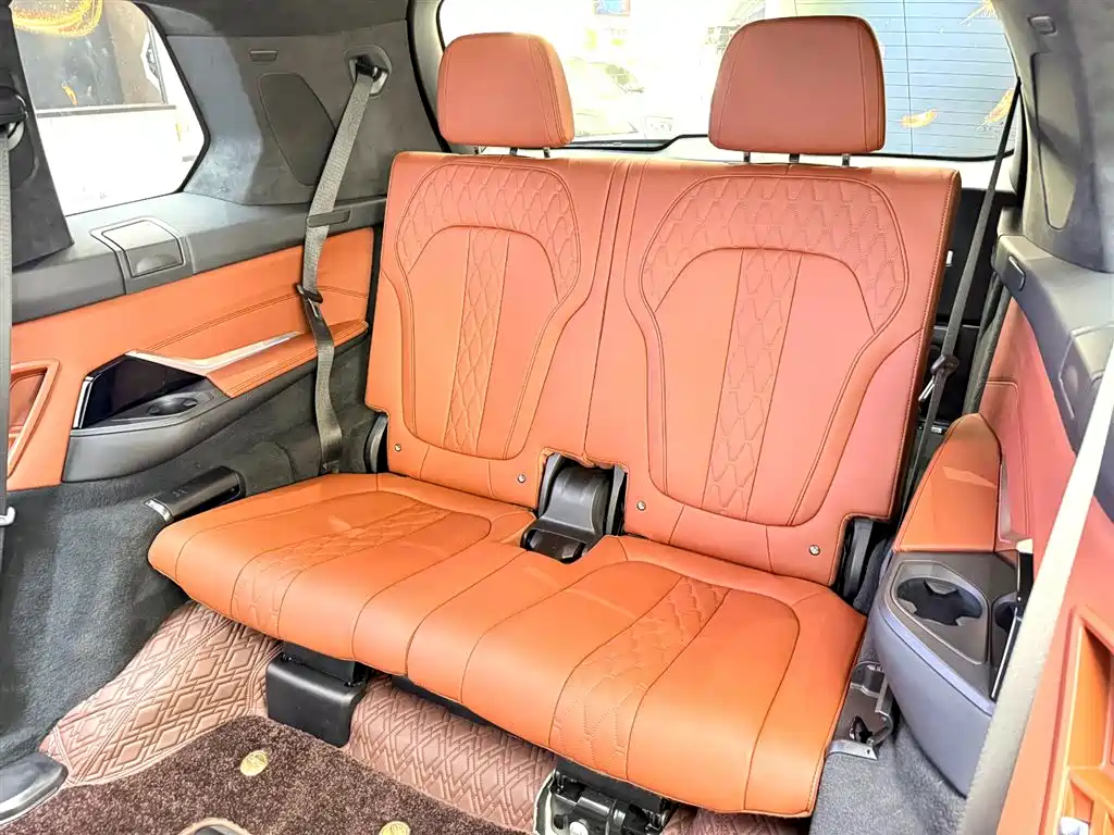 BMW X7 2022 xDrive40i Exclusive M Sport Package фото 26