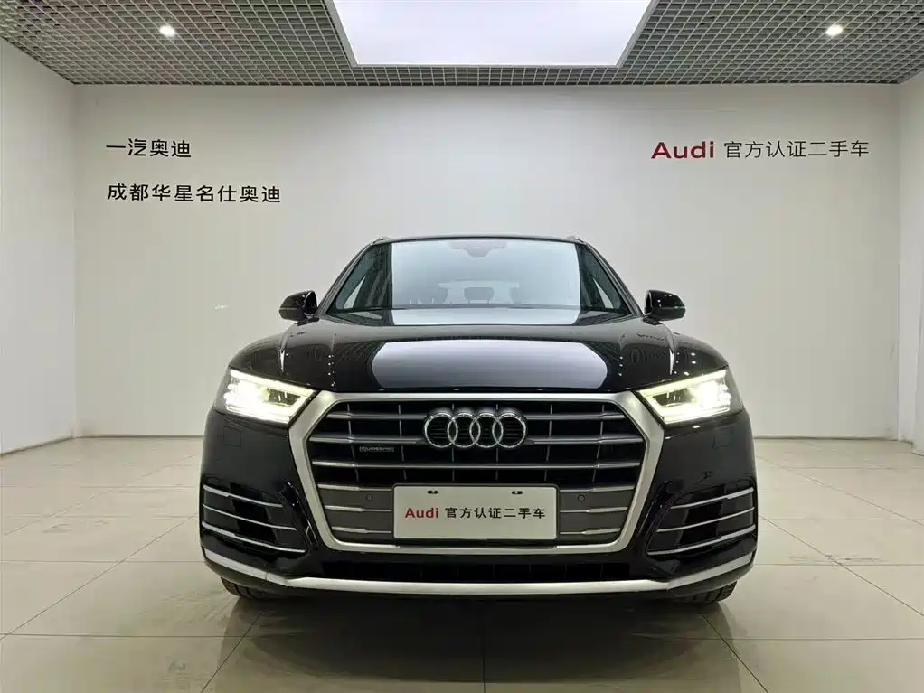 Audi Q5L 2020 40 TFSI Prestige Fashion фото 2