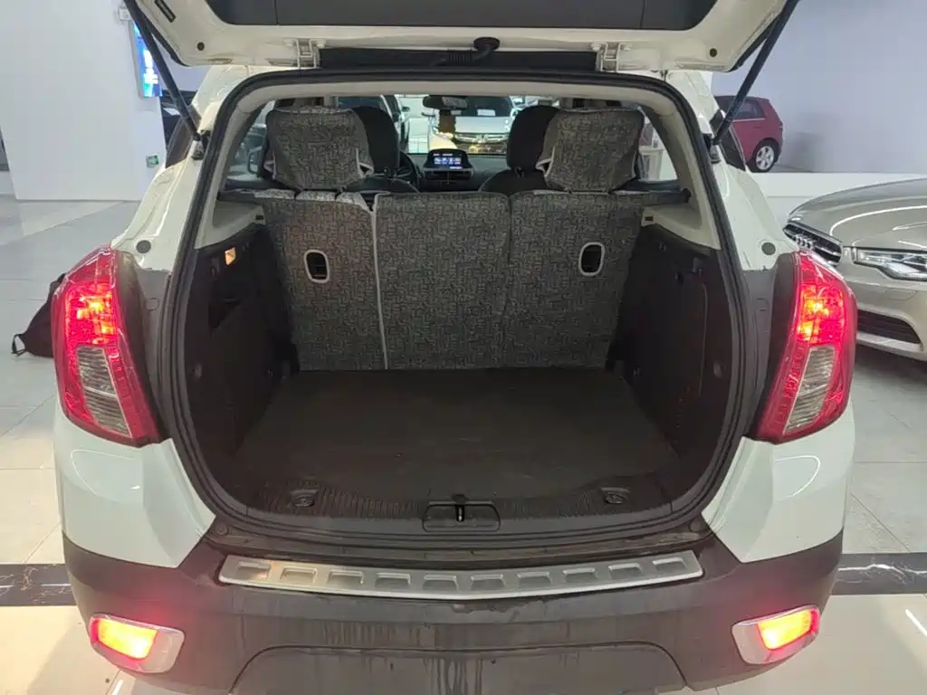 Buick Encore 2014 2014 1.4T Automatic 2WD Urban Elite