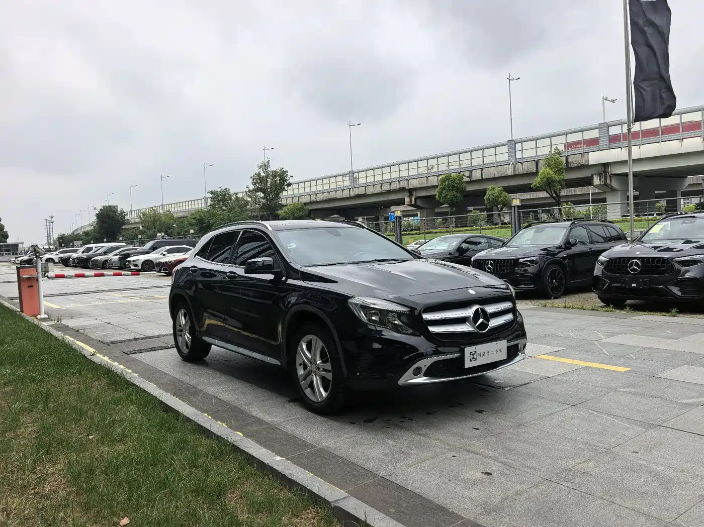 Mercedes-Benz GLA 2016 GLA 200 Dynamic фото 3