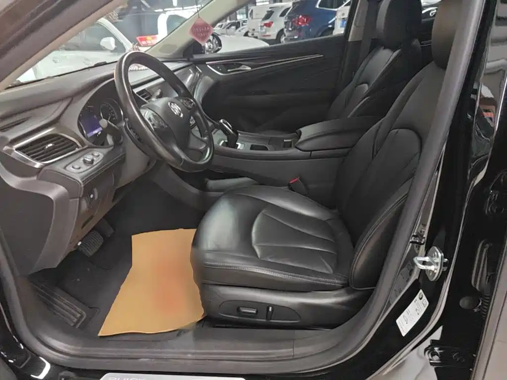 BUICK LACROSSE