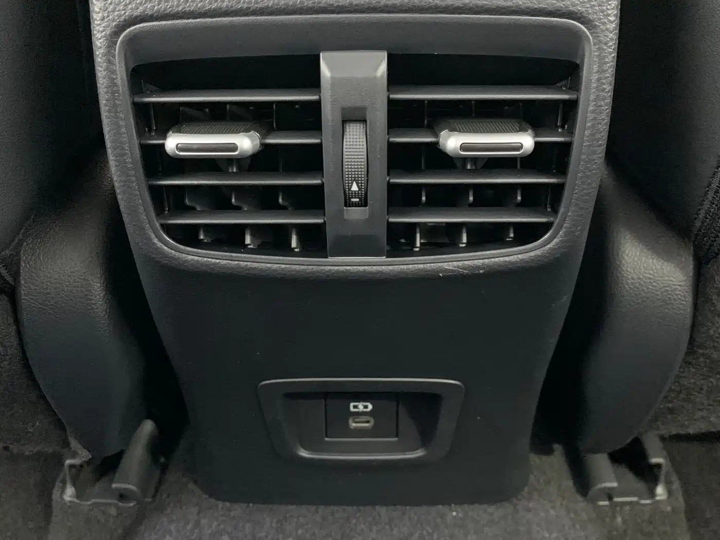 Toyota Levin 2023 Smart Hybrid 1.8L Sport Edition фото 15