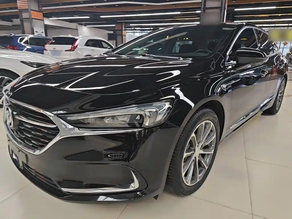 BUICK LACROSSE