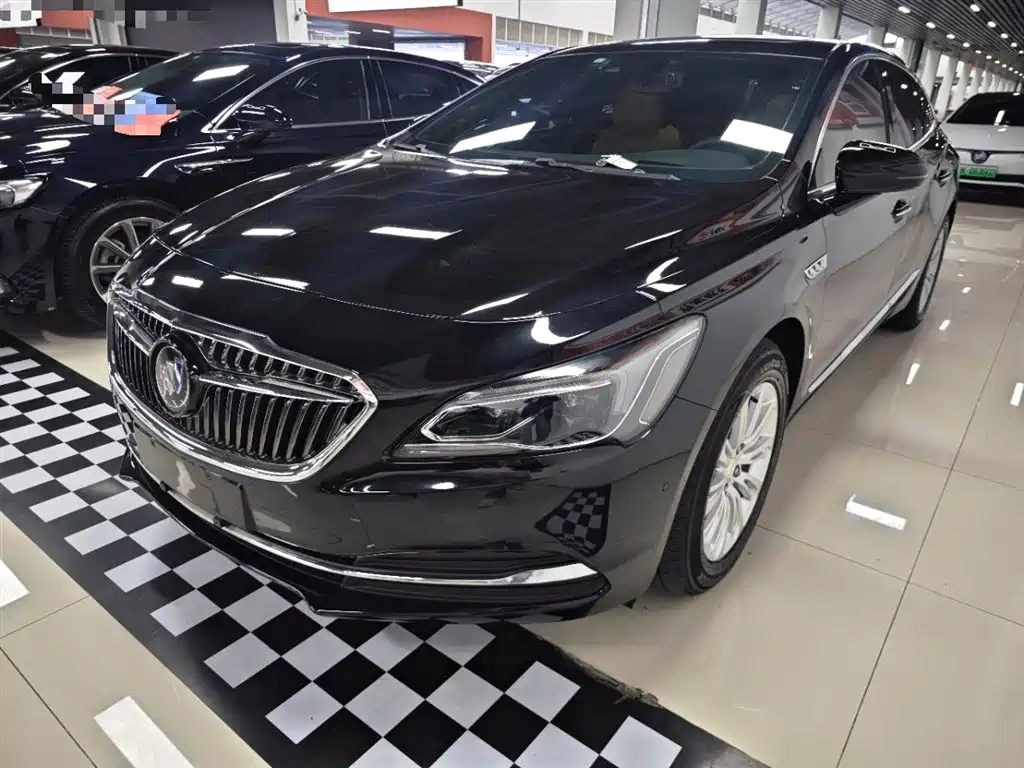 Buick LaCrosse 2018 Model 20T Luxury Edition фото 2