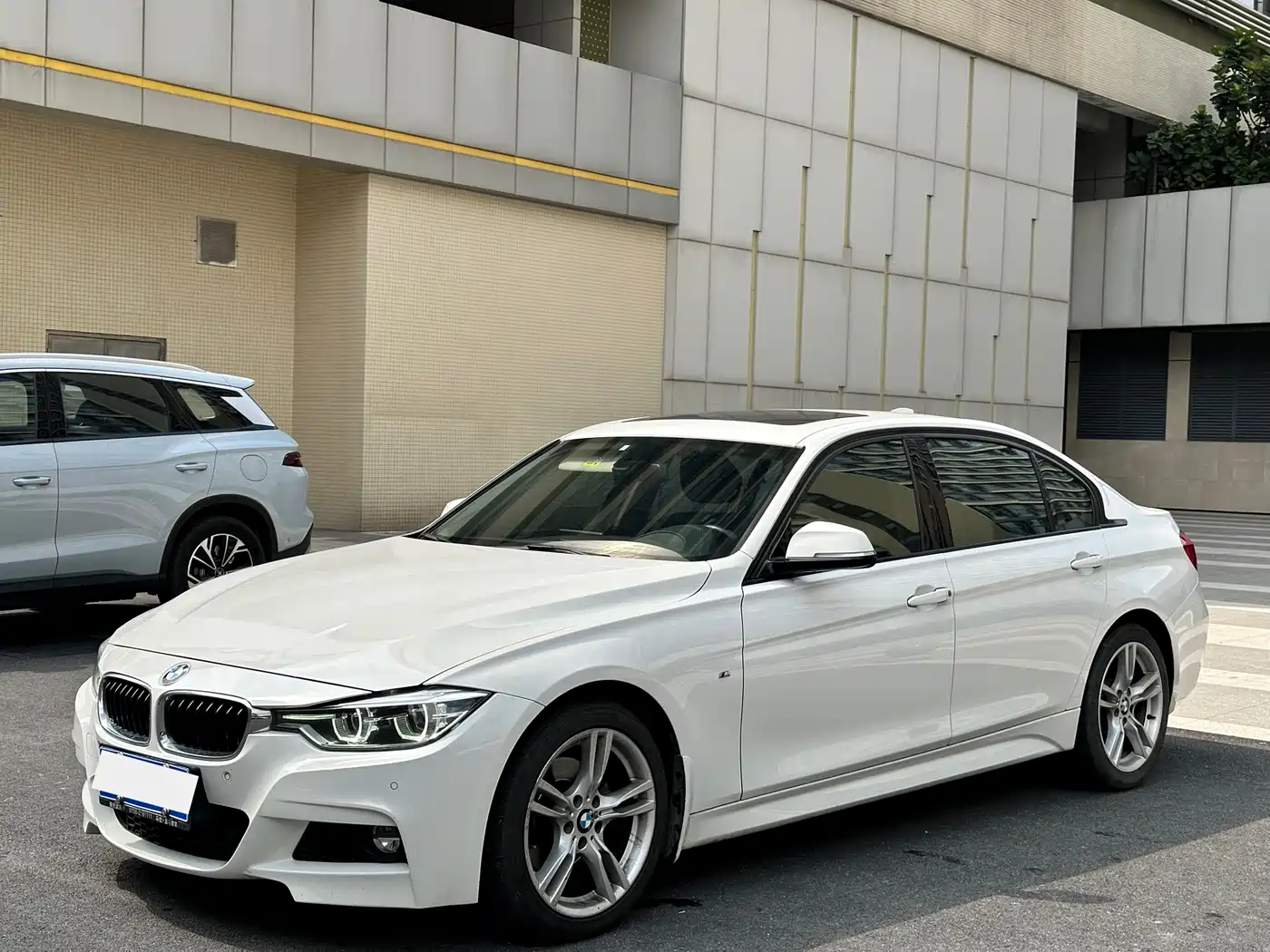 BMW 3 Series 2019 320Li M Luxury Package