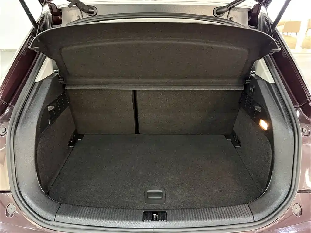Фото 9 - Audi A1